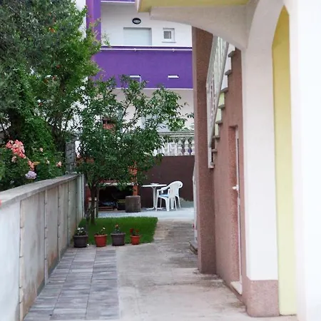 With A Parking Space - 6233 * Vodice