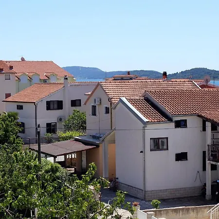 Apartmán With A Parking Space - 6233 Vodice