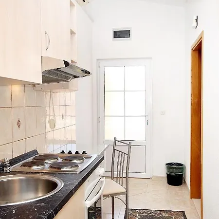 Apartment With A Parking Space - 6233